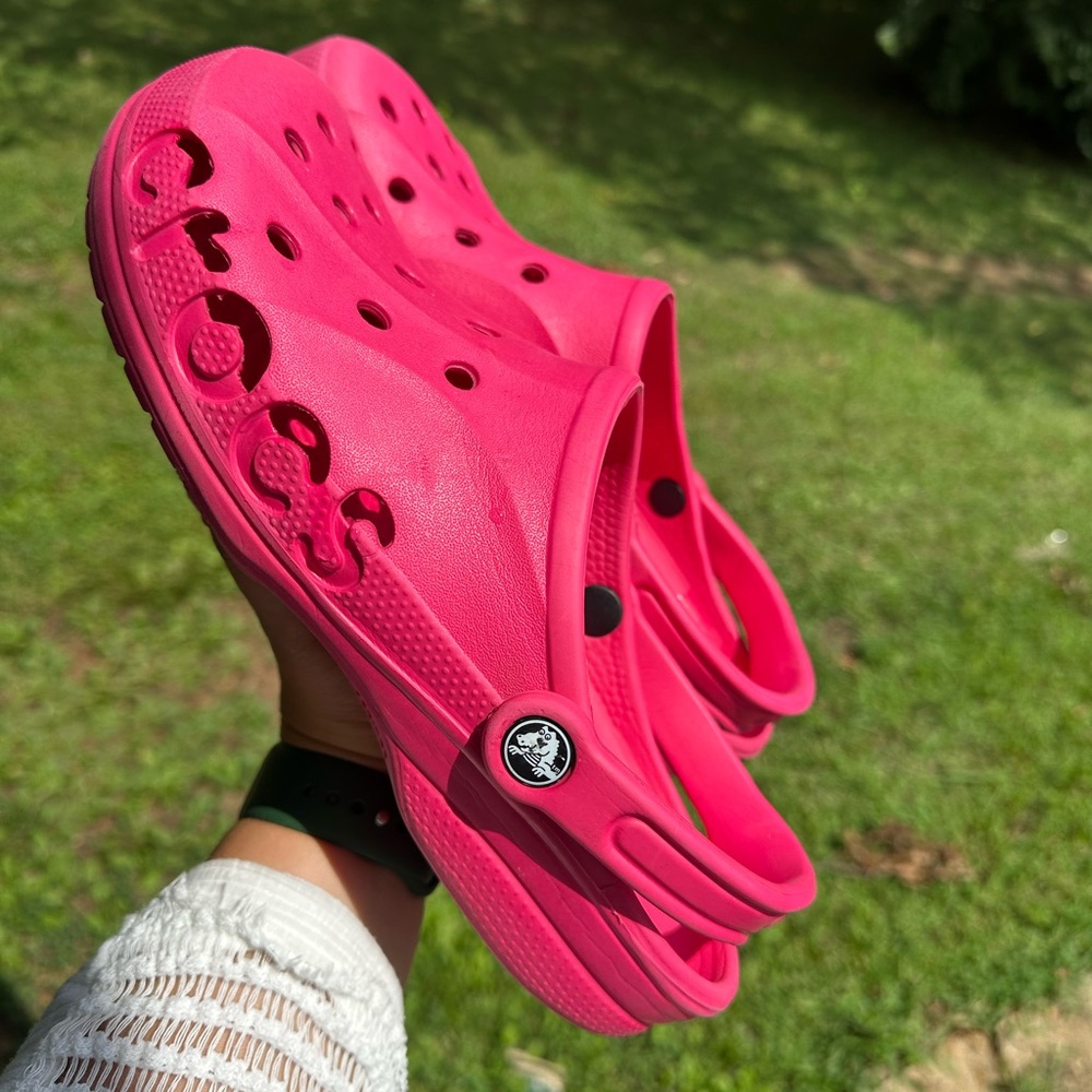 CROCS Pink Classic Clogs w11